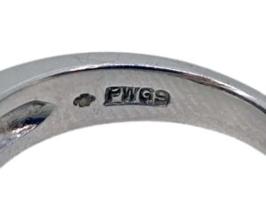 珍しい刻印ですが9金です！PWG9刻印のジュエリーも高価買取！！【大阪  